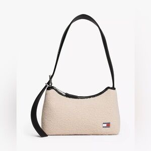 Tommy Jeans Teddy Fleece Shoulder Bag